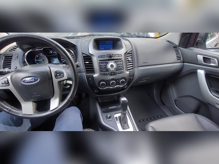 Ford Ranger 3.2 200cv foto 5